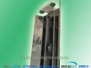 Máng đèn led chao đôi inox 2x0.6m