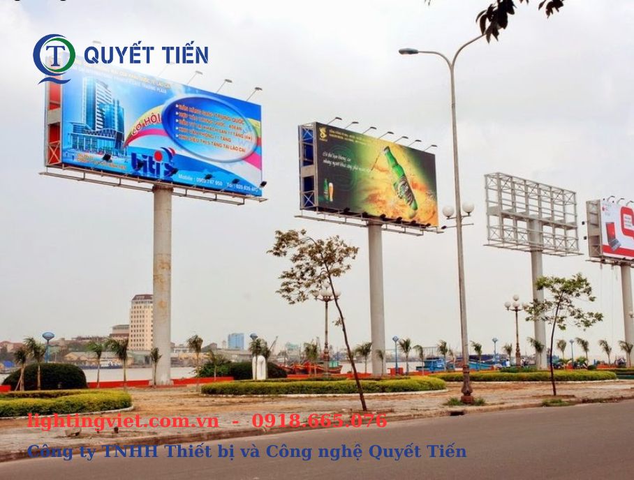 Đèn pha LED chiếu biển quảng cáo